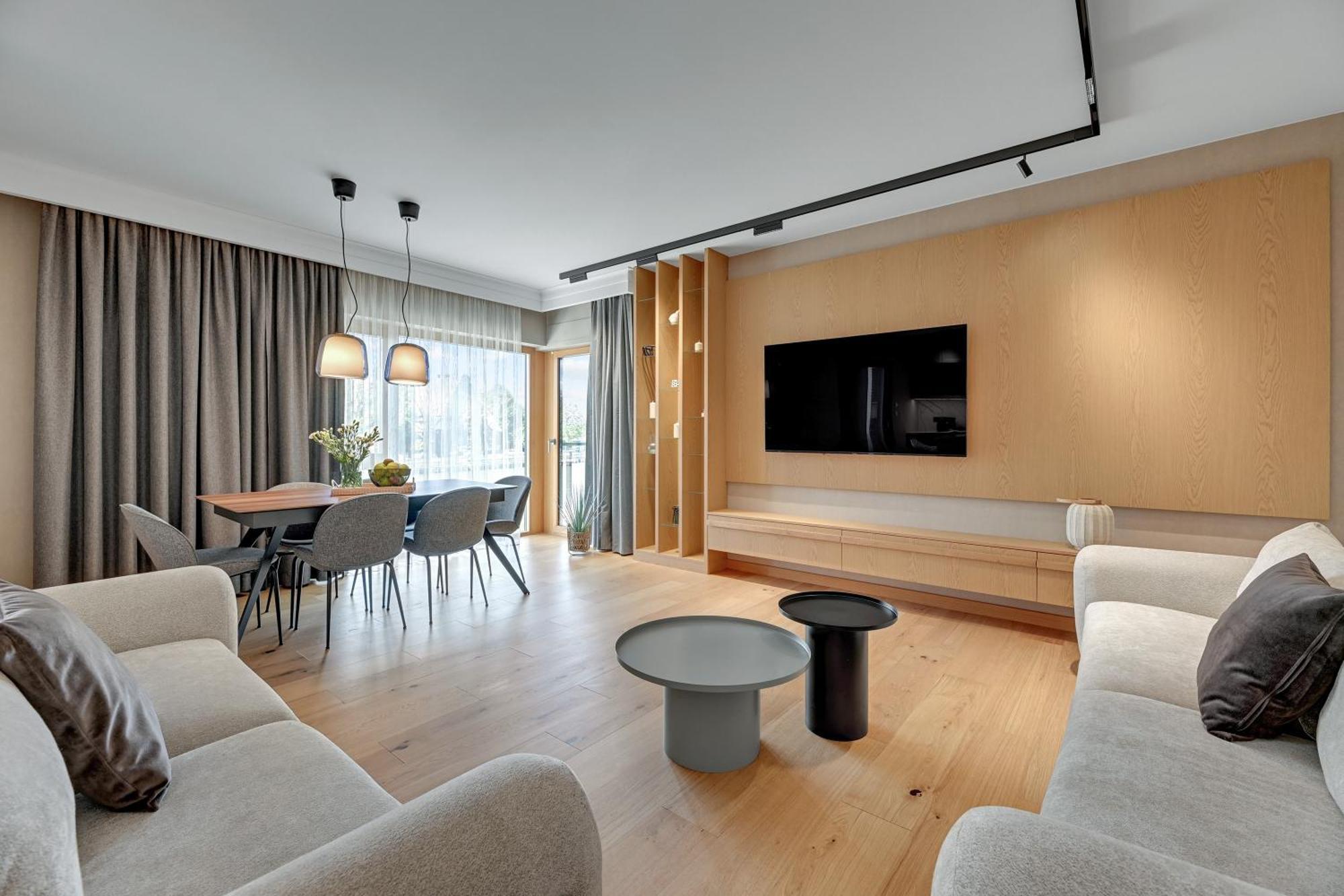 Nadmotlawie Estate Gym, Sauna & Parking By Downtown Apartments Danzica Esterno foto
